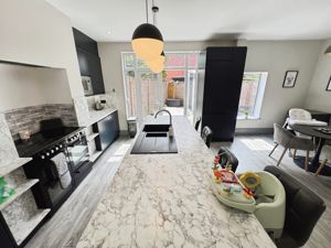 Kitchen- click for photo gallery